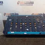 LOTE 249 - 01 MESA DE SOM ONEAL. (NO ESTADO) ATENÇÃO! FAZER A VISITAÇÃO ANTES DE ARREMATAR, NÃO SABEMOS SE FUNCIONA, LEILÃO NÃO TEM GARANTIA E NEM DEVOLUÇÃO, SUJEITO A POSSÍVEIS AVARIAS VISÍVEIS/OCULTAS E/OU AUSÊNCIA DE COMPONENTES.