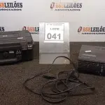 LOTE 041 - 01 PROJETOR MARCA LG COM CASE. (NO ESTADO) ATENÇÃO! FAZER A VISITAÇÃO ANTES DE ARREMATAR, NÃO SABEMOS SE FUNCIONA, LEILÃO NÃO TEM GARANTIA E NEM DEVOLUÇÃO, SUJEITO A POSSÍVEIS AVARIAS VISÍVEIS/OCULTAS E/OU AUSÊNCIA DE COMPONENTES.
