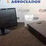 LOTE 302 - 01 CPU A10 PRO 7800, 2RAM, HD500, PLACA DEDICADA 2G E 01 MONITOR LENOVO. (NO ESTADO) ATENÇÃO! FAZER A VISITAÇÃO ANTES DE ARREMATAR, NÃO SABEMOS SE FUNCIONA, LEILÃO NÃO TEM GARANTIA E NEM DEVOLUÇÃO, SUJEITO A POSSÍVEIS AVARIAS VISÍVEIS/OCULTAS E/OU AUSÊNCIA DE COMPONENTES.