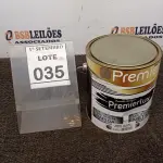 LOTE 035 - 01 LATA DE ESMALTE SINTÉTICO PREMIERLUX DE 3,6L NA COR BRANCO GELO MARCA PREMIER. (NO ESTADO) ATENÇÃO! FAZER A VISITAÇÃO ANTES DE ARREMATAR, NÃO SABEMOS SE FUNCIONA, LEILÃO NÃO TEM GARANTIA E NEM DEVOLUÇÃO, SUJEITO A POSSÍVEIS AVARIAS VISÍVEIS/OCULTAS E/OU AUSÊNCIA DE COMPONENTES.