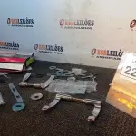 LOTE 221 - 02 FECHADURAS MARCA LA FONTE. (NO ESTADO) ATENÇÃO! FAZER A VISITAÇÃO ANTES DE ARREMATAR, NÃO SABEMOS SE FUNCIONA, LEILÃO NÃO TEM GARANTIA E NEM DEVOLUÇÃO, SUJEITO A POSSÍVEIS AVARIAS VISÍVEIS/OCULTAS E/OU AUSÊNCIA DE COMPONENTES.