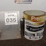 LOTE 035 - 01 LATA DE ESMALTE SINTÉTICO PREMIERLUX DE 3,6L NA COR BRANCO GELO MARCA PREMIER. (NO ESTADO) ATENÇÃO! FAZER A VISITAÇÃO ANTES DE ARREMATAR, NÃO SABEMOS SE FUNCIONA, LEILÃO NÃO TEM GARANTIA E NEM DEVOLUÇÃO, SUJEITO A POSSÍVEIS AVARIAS VISÍVEIS/OCULTAS E/OU AUSÊNCIA DE COMPONENTES.