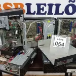 LOTE 054 - 05 CPU’S MARCAS E MODELOS DIVERSOS. (NO ESTADO) ATENÇÃO! FAZER A VISITAÇÃO ANTES DE ARREMATAR, NÃO SABEMOS SE FUNCIONA, LEILÃO NÃO TEM GARANTIA E NEM DEVOLUÇÃO, SUJEITO A POSSÍVEIS AVARIAS VISÍVEIS/OCULTAS E/OU AUSÊNCIA DE COMPONENTES.
