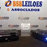 LOTE 044 - 01 PROJETOR MARCA EPSON E 01 PROJETOR MRCA OPTOMA. (NO ESTADO) ATENÇÃO! FAZER A VISITAÇÃO ANTES DE ARREMATAR, NÃO SABEMOS SE FUNCIONA, LEILÃO NÃO TEM GARANTIA E NEM DEVOLUÇÃO, SUJEITO A POSSÍVEIS AVARIAS VISÍVEIS/OCULTAS E/OU AUSÊNCIA DE COMPONENTES.