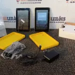 LOTE 223 - 02 TABLETS MARCA CCE COM FONTE. (NO ESTADO) ATENÇÃO! FAZER A VISITAÇÃO ANTES DE ARREMATAR, NÃO SABEMOS SE FUNCIONA, LEILÃO NÃO TEM GARANTIA E NEM DEVOLUÇÃO, SUJEITO A POSSÍVEIS AVARIAS VISÍVEIS/OCULTAS E/OU AUSÊNCIA DE COMPONENTES.