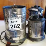 LOTE 262 - 04 BASES DE LIQUIDIFICADOR INDUSTRIAL. (NO ESTADO) ATENÇÃO! FAZER A VISITAÇÃO ANTES DE ARREMATAR, NÃO SABEMOS SE FUNCIONA, LEILÃO NÃO TEM GARANTIA E NEM DEVOLUÇÃO, SUJEITO A POSSÍVEIS AVARIAS VISÍVEIS/OCULTAS E/OU AUSÊNCIA DE COMPONENTES.