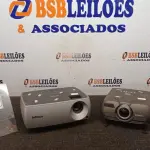 LOTE 016 - 02 PROJETORES MARCA INFOCUS. (NO ESTADO) ATENÇÃO! FAZER A VISITAÇÃO ANTES DE ARREMATAR, NÃO SABEMOS SE FUNCIONA, LEILÃO NÃO TEM GARANTIA E NEM DEVOLUÇÃO, SUJEITO A POSSÍVEIS AVARIAS VISÍVEIS/OCULTAS E/OU AUSÊNCIA DE COMPONENTES.