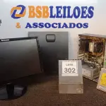 LOTE 302 - 01 CPU A10 PRO 7800, 2RAM, HD500, PLACA DEDICADA 2G E 01 MONITOR LENOVO. (NO ESTADO) ATENÇÃO! FAZER A VISITAÇÃO ANTES DE ARREMATAR, NÃO SABEMOS SE FUNCIONA, LEILÃO NÃO TEM GARANTIA E NEM DEVOLUÇÃO, SUJEITO A POSSÍVEIS AVARIAS VISÍVEIS/OCULTAS E/OU AUSÊNCIA DE COMPONENTES.