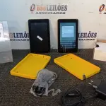 LOTE 223 - 02 TABLETS MARCA CCE COM FONTE. (NO ESTADO) ATENÇÃO! FAZER A VISITAÇÃO ANTES DE ARREMATAR, NÃO SABEMOS SE FUNCIONA, LEILÃO NÃO TEM GARANTIA E NEM DEVOLUÇÃO, SUJEITO A POSSÍVEIS AVARIAS VISÍVEIS/OCULTAS E/OU AUSÊNCIA DE COMPONENTES.
