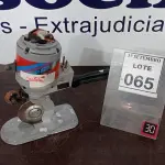 LOTE 065 - 01 MÁQUINA DE CORTAR TECIDO. (NO ESTADO) ATENÇÃO! FAZER A VISITAÇÃO ANTES DE ARREMATAR, NÃO SABEMOS SE FUNCIONA, LEILÃO NÃO TEM GARANTIA E NEM DEVOLUÇÃO, SUJEITO A POSSÍVEIS AVARIAS VISÍVEIS/OCULTAS E/OU AUSÊNCIA DE COMPONENTES.