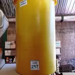 LOTE 267 - 01 LIXEIRA GRANDE REDONDA COM TAMPA. (NO ESTADO) ATENÇÃO! FAZER A VISITAÇÃO ANTES DE ARREMATAR, NÃO SABEMOS SE FUNCIONA, LEILÃO NÃO TEM GARANTIA E NEM DEVOLUÇÃO, SUJEITO A POSSÍVEIS AVARIAS VISÍVEIS/OCULTAS E/OU AUSÊNCIA DE COMPONENTES.
