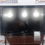 LOTE 294 - 01 TV LCD 52’’MARCA LG COM AVARIAS. (NO ESTADO) ATENÇÃO! FAZER A VISITAÇÃO ANTES DE ARREMATAR, NÃO SABEMOS SE FUNCIONA, LEILÃO NÃO TEM GARANTIA E NEM DEVOLUÇÃO, SUJEITO A POSSÍVEIS AVARIAS VISÍVEIS/OCULTAS E/OU AUSÊNCIA DE COMPONENTES.