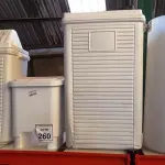 LOTE 260 - 04 LIXEIRAS TAMANHOS E FORMATOS DIVERSOS. (NO ESTADO) ATENÇÃO! FAZER A VISITAÇÃO ANTES DE ARREMATAR, NÃO SABEMOS SE FUNCIONA, LEILÃO NÃO TEM GARANTIA E NEM DEVOLUÇÃO, SUJEITO A POSSÍVEIS AVARIAS VISÍVEIS/OCULTAS E/OU AUSÊNCIA DE COMPONENTES.
