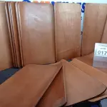 LOTE 017 - 20 PLACAS DE MADEIRA. (NO ESTADO) ATENÇÃO! FAZER A VISITAÇÃO ANTES DE ARREMATAR, NÃO SABEMOS SE FUNCIONA, LEILÃO NÃO TEM GARANTIA E NEM DEVOLUÇÃO, SUJEITO A POSSÍVEIS AVARIAS VISÍVEIS/OCULTAS E/OU AUSÊNCIA DE COMPONENTES.