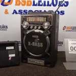 LOTE 003 - 01 RÁDIO E 01 NETBOOK MARCA HP. (NO ESTADO) ATENÇÃO! FAZER A VISITAÇÃO ANTES DE ARREMATAR, NÃO SABEMOS SE FUNCIONA, LEILÃO NÃO TEM GARANTIA E NEM DEVOLUÇÃO, SUJEITO A POSSÍVEIS AVARIAS VISÍVEIS/OCULTAS E/OU AUSÊNCIA DE COMPONENTES.