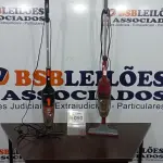 LOTE 050 - 02 ASPIRADORES DE PÓ DE MÃO. (NO ESTADO) ATENÇÃO! FAZER A VISITAÇÃO ANTES DE ARREMATAR, NÃO SABEMOS SE FUNCIONA, LEILÃO NÃO TEM GARANTIA E NEM DEVOLUÇÃO, SUJEITO A POSSÍVEIS AVARIAS VISÍVEIS/OCULTAS E/OU AUSÊNCIA DE COMPONENTES.