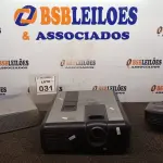 LOTE 031 - 03 PROJETORES MARCAS E MODELOS DIVERSOS. (NO ESTADO) ATENÇÃO! FAZER A VISITAÇÃO ANTES DE ARREMATAR, NÃO SABEMOS SE FUNCIONA, LEILÃO NÃO TEM GARANTIA E NEM DEVOLUÇÃO, SUJEITO A POSSÍVEIS AVARIAS VISÍVEIS/OCULTAS E/OU AUSÊNCIA DE COMPONENTES.