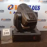 LOTE 248 - 01 MOVING HEAD. (NO ESTADO) ATENÇÃO! FAZER A VISITAÇÃO ANTES DE ARREMATAR, NÃO SABEMOS SE FUNCIONA, LEILÃO NÃO TEM GARANTIA E NEM DEVOLUÇÃO, SUJEITO A POSSÍVEIS AVARIAS VISÍVEIS/OCULTAS E/OU AUSÊNCIA DE COMPONENTES.