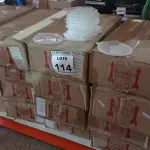 LOTE 114 - 01 LOTE COM GRANDE QUANTIDADE DE CAPAS DE CD. (NO ESTADO) ATENÇÃO! FAZER A VISITAÇÃO ANTES DE ARREMATAR, NÃO SABEMOS SE FUNCIONA, LEILÃO NÃO TEM GARANTIA E NEM DEVOLUÇÃO, SUJEITO A POSSÍVEIS AVARIAS VISÍVEIS/OCULTAS E/OU AUSÊNCIA DE COMPONENTES.