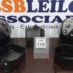 LOTE 116 - 02 AIR FRYER MARCA MONDIAL. (NO ESTADO) ATENÇÃO! FAZER A VISITAÇÃO ANTES DE ARREMATAR, NÃO SABEMOS SE FUNCIONA, LEILÃO NÃO TEM GARANTIA E NEM DEVOLUÇÃO, SUJEITO A POSSÍVEIS AVARIAS VISÍVEIS/OCULTAS E/OU AUSÊNCIA DE COMPONENTES.
