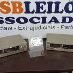 LOTE 077 - 02 TOCA-FITAS CASSETE MARCA GRADIENTE. (NO ESTADO) ATENÇÃO! FAZER A VISITAÇÃO ANTES DE ARREMATAR, NÃO SABEMOS SE FUNCIONA, LEILÃO NÃO TEM GARANTIA E NEM DEVOLUÇÃO, SUJEITO A POSSÍVEIS AVARIAS VISÍVEIS/OCULTAS E/OU AUSÊNCIA DE COMPONENTES.