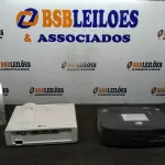 LOTE 442 - 01 PROJETOR MARCA EPSON E 01 PROJETOR MARCA LG. (NO ESTADO) ATENÇÃO! FAZER A VISITAÇÃO ANTES DE ARREMATAR, NÃO SABEMOS SE FUNCIONA, LEILÃO NÃO TEM GARANTIA E NEM DEVOLUÇÃO, SUJEITO A POSSÍVEIS AVARIAS VISÍVEIS/OCULTAS E/OU AUSÊNCIA DE COMPONENTES.