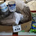 LOTE 438 - 03 PACOTES DE GRANULADOS SANITÁRIO COM 4KG CADA,24 PEÇAS DE MÃO FRANCESA DE PLÁSTICO E GRANDE QUANTIDADE DE DVD E CDS DIVERSOS. (NO ESTADO) ATENÇÃO! FAZER A VISITAÇÃO ANTES DE ARREMATAR, NÃO SABEMOS SE FUNCIONA, LEILÃO NÃO TEM GARANTIA E NEM DEVOLUÇÃO, SUJEITO A POSSÍVEIS AVARIAS VISÍVEIS/OCULTAS E/OU AUSÊNCIA DE COMPONENTES.