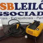 LOTE 153 - 01 LAVADORA DE ALTA PRESSÃO MARCA ELECTROLUX PRESSÃO. (NO ESTADO) ATENÇÃO! FAZER A VISITAÇÃO ANTES DE ARREMATAR, NÃO SABEMOS SE FUNCIONA, LEILÃO NÃO TEM GARANTIA E NEM DEVOLUÇÃO, SUJEITO A POSSÍVEIS AVARIAS VISÍVEIS/OCULTAS E/OU AUSÊNCIA DE COMPONENTES.