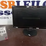 LOTE 223 - 01 MONITOR SAMSUNG. (NO ESTADO) ATENÇÃO! FAZER A VISITAÇÃO ANTES DE ARREMATAR, NÃO SABEMOS SE FUNCIONA, LEILÃO NÃO TEM GARANTIA E NEM DEVOLUÇÃO, SUJEITO A POSSÍVEIS AVARIAS VISÍVEIS/OCULTAS E/OU AUSÊNCIA DE COMPONENTES