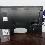 LOTE 234 - 01 TV LCD 40’ MARCA SAMSUNG. (NO ESTADO) ATENÇÃO! FAZER A VISITAÇÃO ANTES DE ARREMATAR, NÃO SABEMOS SE FUNCIONA, LEILÃO NÃO TEM GARANTIA E NEM DEVOLUÇÃO, SUJEITO A POSSÍVEIS AVARIAS VISÍVEIS/OCULTAS E/OU AUSÊNCIA DE COMPONENTES