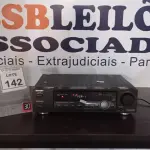 LOTE 142 - 01 HOME THEATER MARCA SHARP. (NO ESTADO) ATENÇÃO! FAZER A VISITAÇÃO ANTES DE ARREMATAR, NÃO SABEMOS SE FUNCIONA, LEILÃO NÃO TEM GARANTIA E NEM DEVOLUÇÃO, SUJEITO A POSSÍVEIS AVARIAS VISÍVEIS/OCULTAS E/OU AUSÊNCIA DE COMPONENTES.