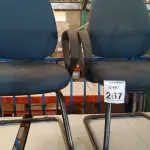 LOTE 267 - 02 CADEIRAS EXECUTIVAS COM PÉS FIXOS. (NO ESTADO) ATENÇÃO! FAZER A VISITAÇÃO ANTES DE ARREMATAR, NÃO SABEMOS SE FUNCIONA, LEILÃO NÃO TEM GARANTIA E NEM DEVOLUÇÃO, SUJEITO A POSSÍVEIS AVARIAS VISÍVEIS/OCULTAS E/OU AUSÊNCIA DE COMPONENTES.
