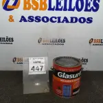 LOTE 447 - 01 LATA DE ESMALTE SINTÉTICO COM 3,6L NA COR BRILHANTE VINHO CHASSIS MARCA GLASURIT. (NO ESTADO) ATENÇÃO! FAZER A VISITAÇÃO ANTES DE ARREMATAR, NÃO SABEMOS SE FUNCIONA, LEILÃO NÃO TEM GARANTIA E NEM DEVOLUÇÃO, SUJEITO A POSSÍVEIS AVARIAS VISÍVEIS/OCULTAS E/OU AUSÊNCIA DE COMPONENTES.