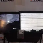 LOTE 132 - 01 TV LCD 42’’ MARCA PANASONIC E 01 TV LCD 40’’ MARCA SONY COM AVARIAS. (NO ESTADO) ATENÇÃO! FAZER A VISITAÇÃO ANTES DE ARREMATAR, NÃO SABEMOS SE FUNCIONA, LEILÃO NÃO TEM GARANTIA E NEM DEVOLUÇÃO, SUJEITO A POSSÍVEIS AVARIAS VISÍVEIS/OCULTAS E/OU AUSÊNCIA DE COMPONENTES.
