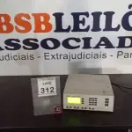LOTE 312 - 01 APARELHO DE ELETROFORESE BIO RAD POWER PAC 3000. (NO ESTADO) ATENÇÃO! FAZER A VISITAÇÃO ANTES DE ARREMATAR, NÃO SABEMOS SE FUNCIONA, LEILÃO NÃO TEM GARANTIA E NEM DEVOLUÇÃO, SUJEITO A POSSÍVEIS AVARIAS VISÍVEIS/OCULTAS E/OU AUSÊNCIA DE COMPONENTES.