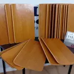 LOTE 113 - 20 PLACAS DE MADEIRA. (NO ESTADO) ATENÇÃO! FAZER A VISITAÇÃO ANTES DE ARREMATAR, NÃO SABEMOS SE FUNCIONA, LEILÃO NÃO TEM GARANTIA E NEM DEVOLUÇÃO, SUJEITO A POSSÍVEIS AVARIAS VISÍVEIS/OCULTAS E/OU AUSÊNCIA DE COMPONENTES.