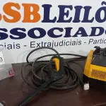 LOTE 153 - 01 LAVADORA DE ALTA PRESSÃO MARCA ELECTROLUX PRESSÃO. (NO ESTADO) ATENÇÃO! FAZER A VISITAÇÃO ANTES DE ARREMATAR, NÃO SABEMOS SE FUNCIONA, LEILÃO NÃO TEM GARANTIA E NEM DEVOLUÇÃO, SUJEITO A POSSÍVEIS AVARIAS VISÍVEIS/OCULTAS E/OU AUSÊNCIA DE COMPONENTES.