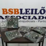LOTE 276 - 05 PLACAS MÃE. (NO ESTADO) ATENÇÃO! FAZER A VISITAÇÃO ANTES DE ARREMATAR, NÃO SABEMOS SE FUNCIONA, LEILÃO NÃO TEM GARANTIA E NEM DEVOLUÇÃO, SUJEITO A POSSÍVEIS AVARIAS VISÍVEIS/OCULTAS E/OU AUSÊNCIA DE COMPONENTES.