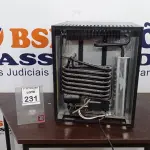 LOTE 231 - 01 ADEGA. (NO ESTADO) ATENÇÃO! FAZER A VISITAÇÃO ANTES DE ARREMATAR, NÃO SABEMOS SE FUNCIONA, LEILÃO NÃO TEM GARANTIA E NEM DEVOLUÇÃO, SUJEITO A POSSÍVEIS AVARIAS VISÍVEIS/OCULTAS E/OU AUSÊNCIA DE COMPONENTES.