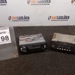 LOTE 198 - 02 APARELHOS DE SOM AUTOMOTIVO. (NO ESTADO) ATENÇÃO! FAZER A VISITAÇÃO ANTES DE ARREMATAR, NÃO SABEMOS SE FUNCIONA, LEILÃO NÃO TEM GARANTIA E NEM DEVOLUÇÃO, SUJEITO A POSSÍVEIS AVARIAS VISÍVEIS/OCULTAS E/OU AUSÊNCIA DE COMPONENTES