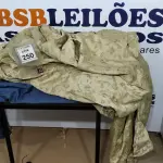 LOTE 250 - 01 LOTE COM CORTINAS. (NO ESTADO) ATENÇÃO! FAZER A VISITAÇÃO ANTES DE ARREMATAR, NÃO SABEMOS SE FUNCIONA, LEILÃO NÃO TEM GARANTIA E NEM DEVOLUÇÃO, SUJEITO A POSSÍVEIS AVARIAS VISÍVEIS/OCULTAS E/OU AUSÊNCIA DE COMPONENTES.