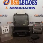 LOTE 174 - 01 IMPRESSORA DE CUPOM COM FONTE E CASE. (NO ESTADO) ATENÇÃO! FAZER A VISITAÇÃO ANTES DE ARREMATAR, NÃO SABEMOS SE FUNCIONA, LEILÃO NÃO TEM GARANTIA E NEM DEVOLUÇÃO, SUJEITO A POSSÍVEIS AVARIAS VISÍVEIS/OCULTAS E/OU AUSÊNCIA DE COMPONENTES