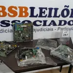 LOTE 287 - 05 PLACAS MÃE. (NO ESTADO) ATENÇÃO! FAZER A VISITAÇÃO ANTES DE ARREMATAR, NÃO SABEMOS SE FUNCIONA, LEILÃO NÃO TEM GARANTIA E NEM DEVOLUÇÃO, SUJEITO A POSSÍVEIS AVARIAS VISÍVEIS/OCULTAS E/OU AUSÊNCIA DE COMPONENTES.