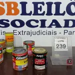 LOTE 239 - 04 LATAS DE ESMALTE SINTÉTICO DE 900ML CORES VARIADAS MARCA GLASURIT, 01 CATALIZADOR EPÓXI E 01 DILUENTE EPÓXI. (NO ESTADO) ATENÇÃO! FAZER A VISITAÇÃO ANTES DE ARREMATAR, NÃO SABEMOS SE FUNCIONA, LEILÃO NÃO TEM GARANTIA E NEM DEVOLUÇÃO, SUJEITO A POSSÍVEIS AVARIAS VISÍVEIS/OCULTAS E/OU AUSÊNCIA DE COMPONENTES.