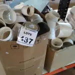 LOTE 437 - 01 LOTE COM GRANDE QUANTIDADE DE CONEXÕES HIDRÁULICAS MEDIDAS DIVERSAS E 01 CATALIZADOR EPÓXI 640ML. (NO ESTADO) ATENÇÃO! FAZER A VISITAÇÃO ANTES DE ARREMATAR, NÃO SABEMOS SE FUNCIONA, LEILÃO NÃO TEM GARANTIA E NEM DEVOLUÇÃO, SUJEITO A POSSÍVEIS AVARIAS VISÍVEIS/OCULTAS E/OU AUSÊNCIA DE COMPONENTES.