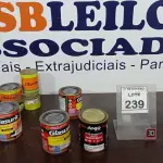 LOTE 239 - 04 LATAS DE ESMALTE SINTÉTICO DE 900ML CORES VARIADAS MARCA GLASURIT, 01 CATALIZADOR EPÓXI E 01 DILUENTE EPÓXI. (NO ESTADO) ATENÇÃO! FAZER A VISITAÇÃO ANTES DE ARREMATAR, NÃO SABEMOS SE FUNCIONA, LEILÃO NÃO TEM GARANTIA E NEM DEVOLUÇÃO, SUJEITO A POSSÍVEIS AVARIAS VISÍVEIS/OCULTAS E/OU AUSÊNCIA DE COMPONENTES.