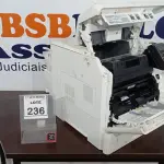 LOTE 236 - 01 IMPRESSORA MARCA HP M605. (NO ESTADO) ATENÇÃO! FAZER A VISITAÇÃO ANTES DE ARREMATAR, NÃO SABEMOS SE FUNCIONA, LEILÃO NÃO TEM GARANTIA E NEM DEVOLUÇÃO, SUJEITO A POSSÍVEIS AVARIAS VISÍVEIS/OCULTAS E/OU AUSÊNCIA DE COMPONENTES