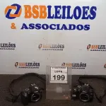 LOTE 199 - 02 CÂMERAS NIKON D300 SEM LENTES. (NO ESTADO) ATENÇÃO! FAZER A VISITAÇÃO ANTES DE ARREMATAR, NÃO SABEMOS SE FUNCIONA, LEILÃO NÃO TEM GARANTIA E NEM DEVOLUÇÃO, SUJEITO A POSSÍVEIS AVARIAS VISÍVEIS/OCULTAS E/OU AUSÊNCIA DE COMPONENTES