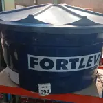 LOTE 094 - 01 CAIXA D’AGUA FORTELEV 500L. (NO ESTADO) ATENÇÃO! FAZER A VISITAÇÃO ANTES DE ARREMATAR, NÃO SABEMOS SE FUNCIONA, LEILÃO NÃO TEM GARANTIA E NEM DEVOLUÇÃO, SUJEITO A POSSÍVEIS AVARIAS VISÍVEIS/OCULTAS E/OU AUSÊNCIA DE COMPONENTES