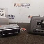 LOTE 165 - 02 APARELHOS DE SOM AUTOMOTIVOS. (NO ESTADO) ATENÇÃO! FAZER A VISITAÇÃO ANTES DE ARREMATAR, NÃO SABEMOS SE FUNCIONA, LEILÃO NÃO TEM GARANTIA E NEM DEVOLUÇÃO, SUJEITO A POSSÍVEIS AVARIAS VISÍVEIS/OCULTAS E/OU AUSÊNCIA DE COMPONENTES